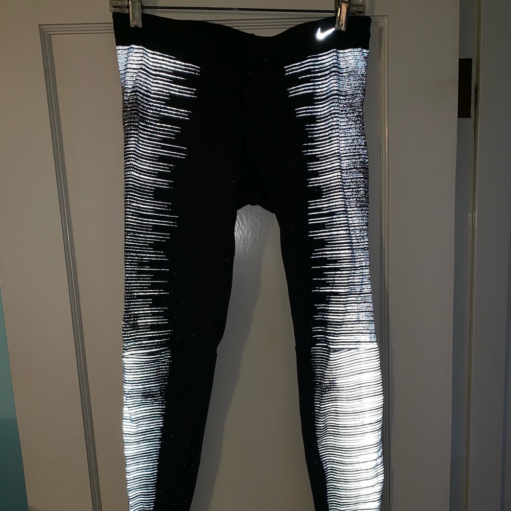 Nike light up leggings